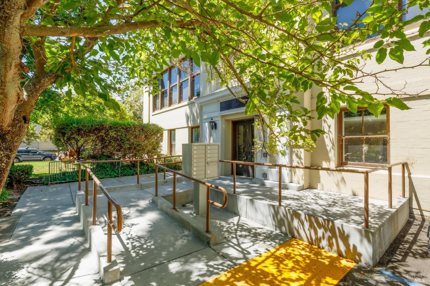 11 5th Street Petaluma CA 94952