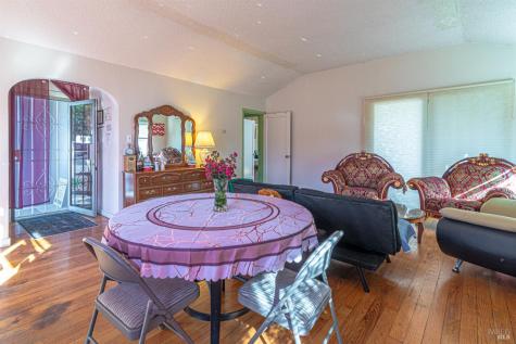 1852 4th Street Santa Rosa CA 95404