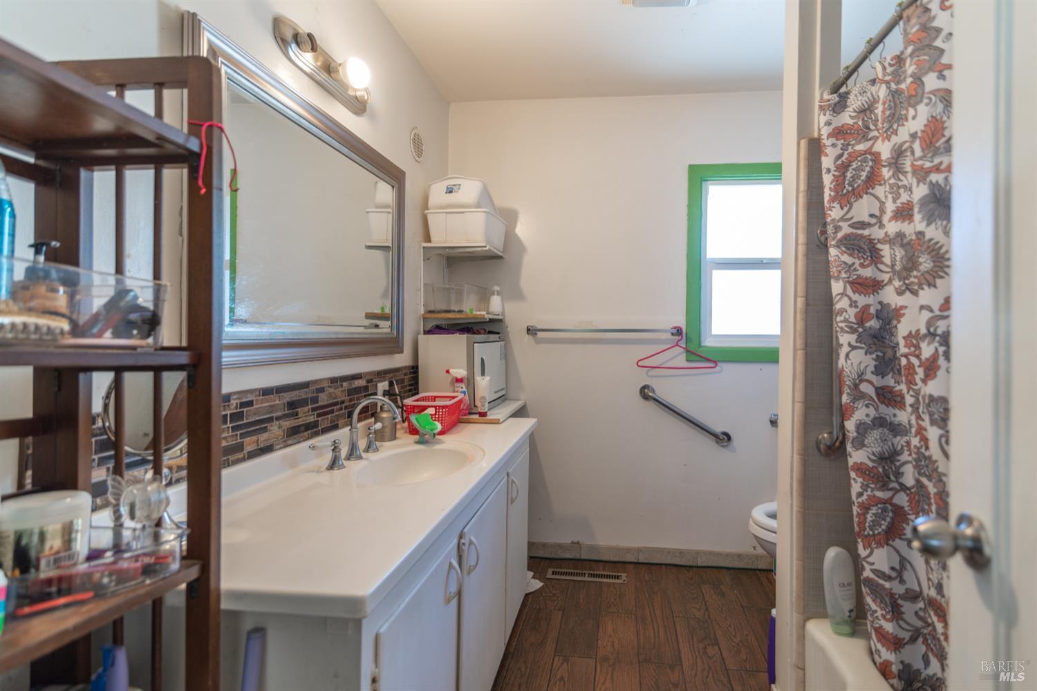 1852 4th Street Santa Rosa CA 95404