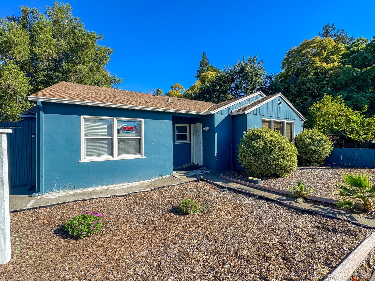 1852 4th Street Santa Rosa CA 95404