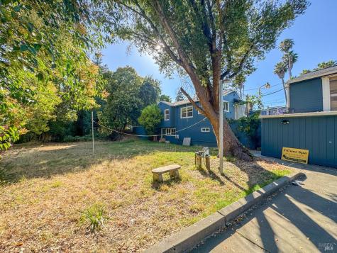 1852 4th Street Santa Rosa CA 95404