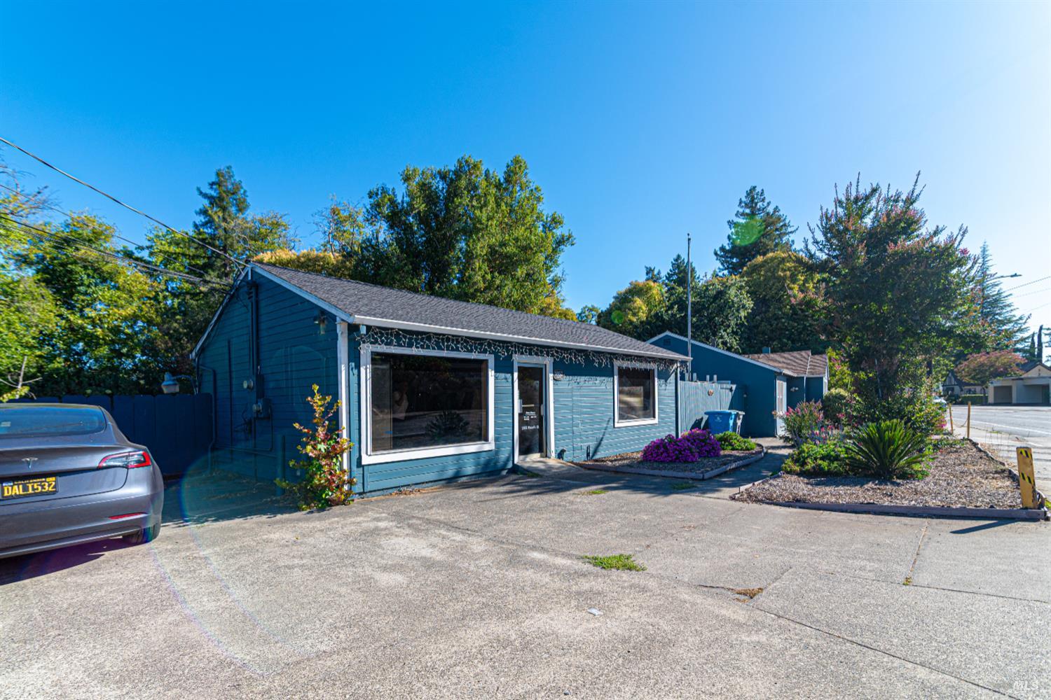 1852 4th Street Santa Rosa CA 95404