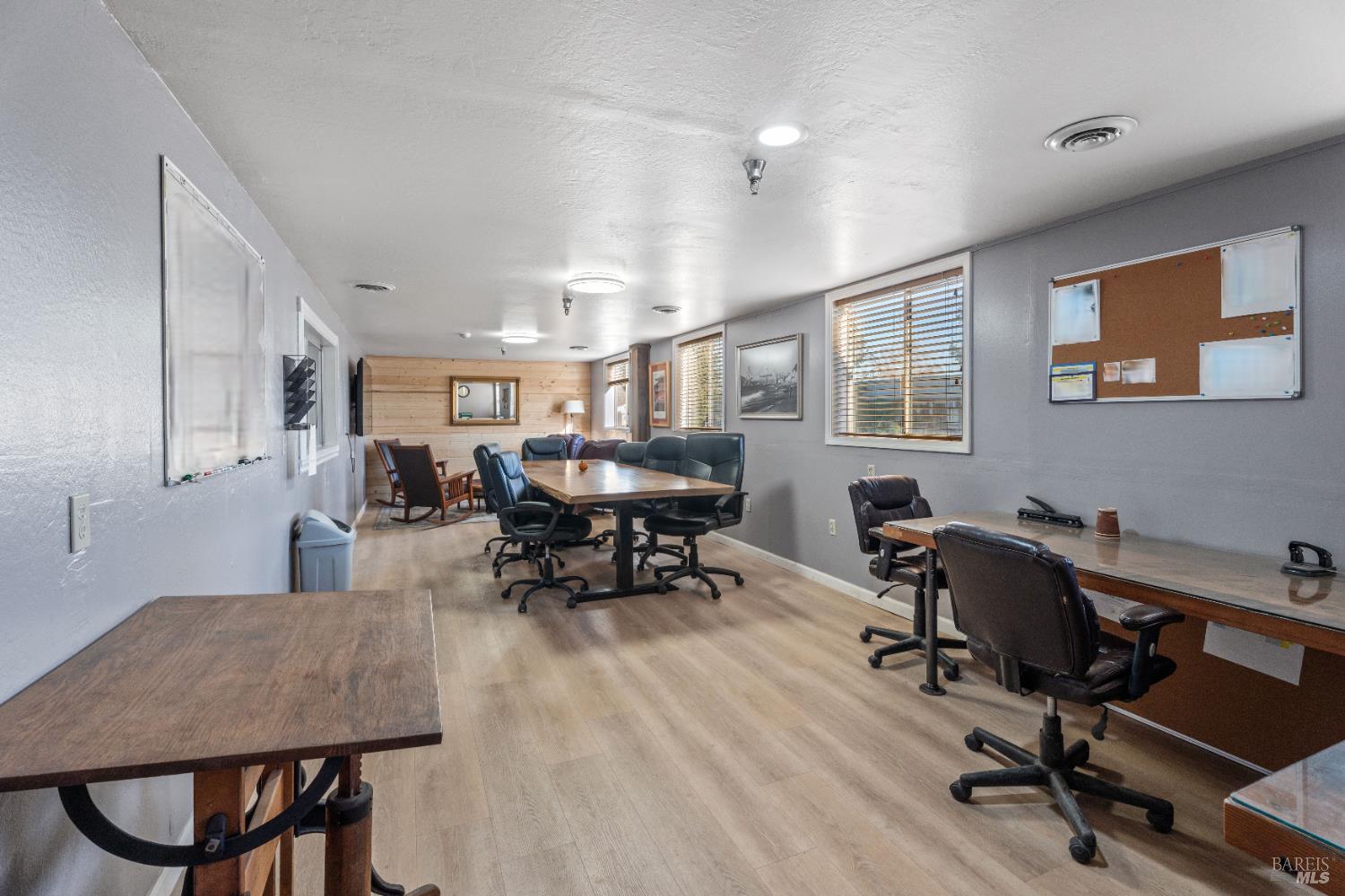 902 Waugh Lane Ukiah CA 95482