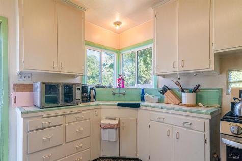 1818 4th Street Santa Rosa CA 95404