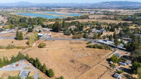 3888 Hessel Road Sebastopol CA 95472