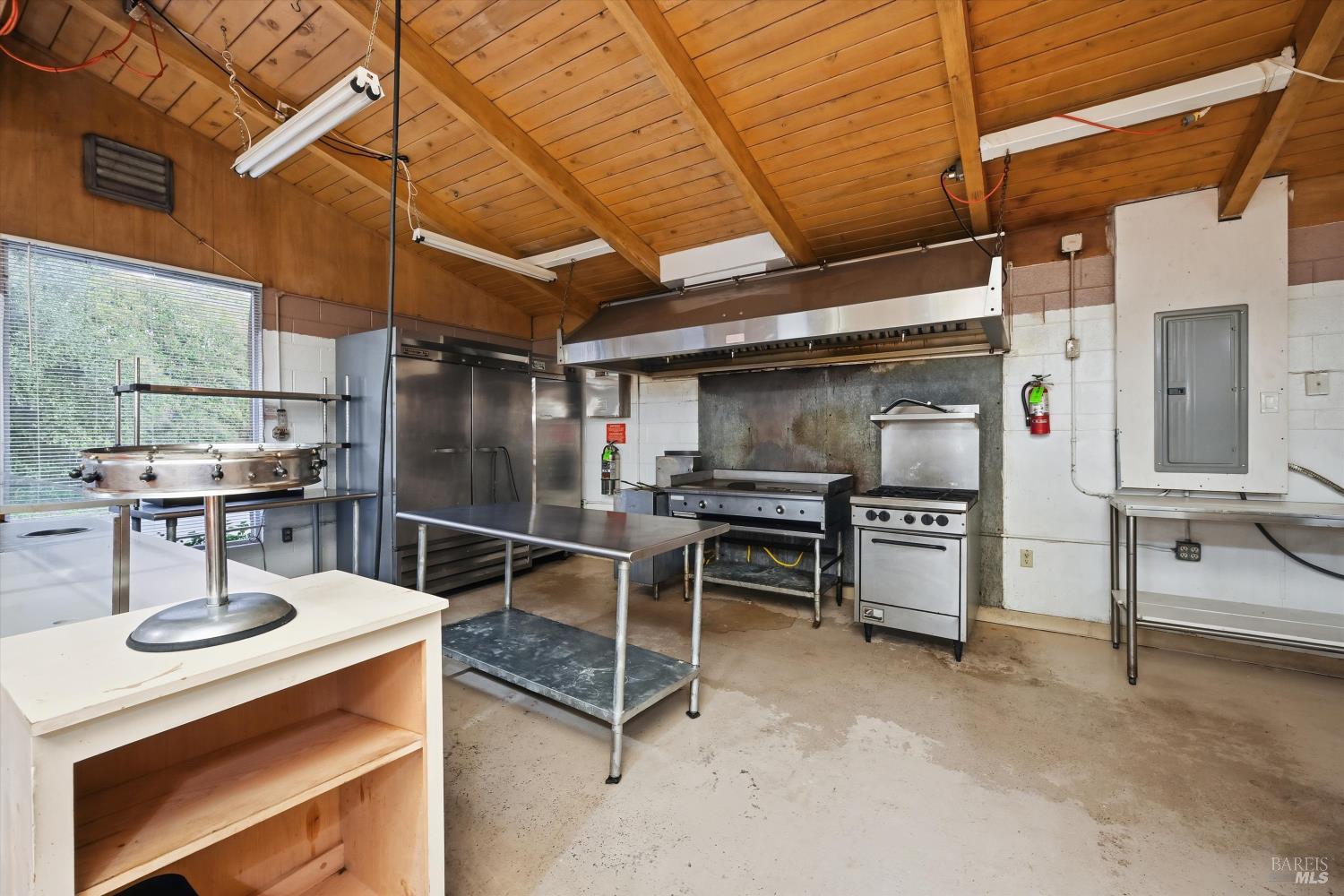 3794 E State Highway 20 Nice CA 95464