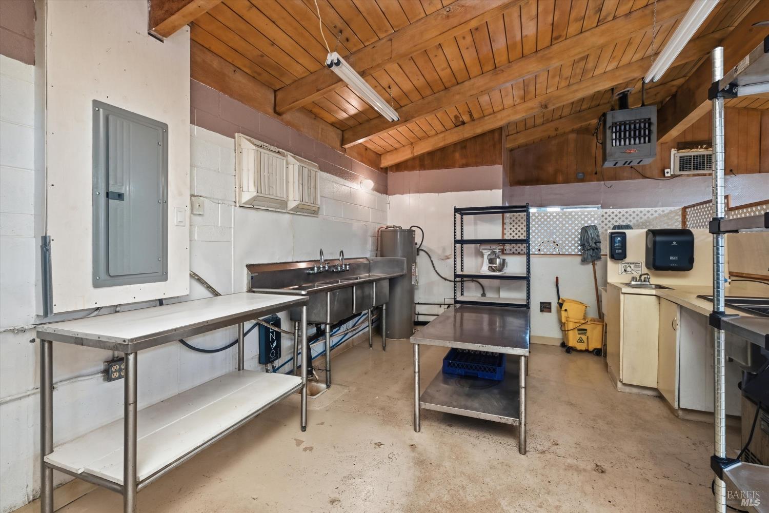 3794 E State Highway 20 Nice CA 95464