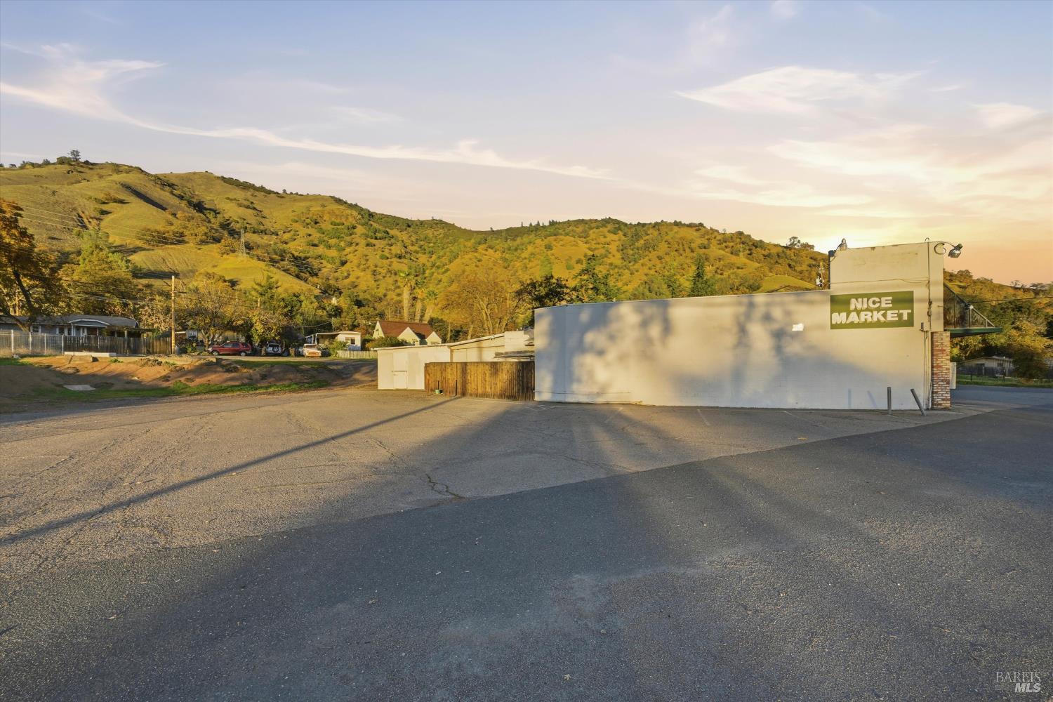 3794 E State Highway 20 Nice CA 95464