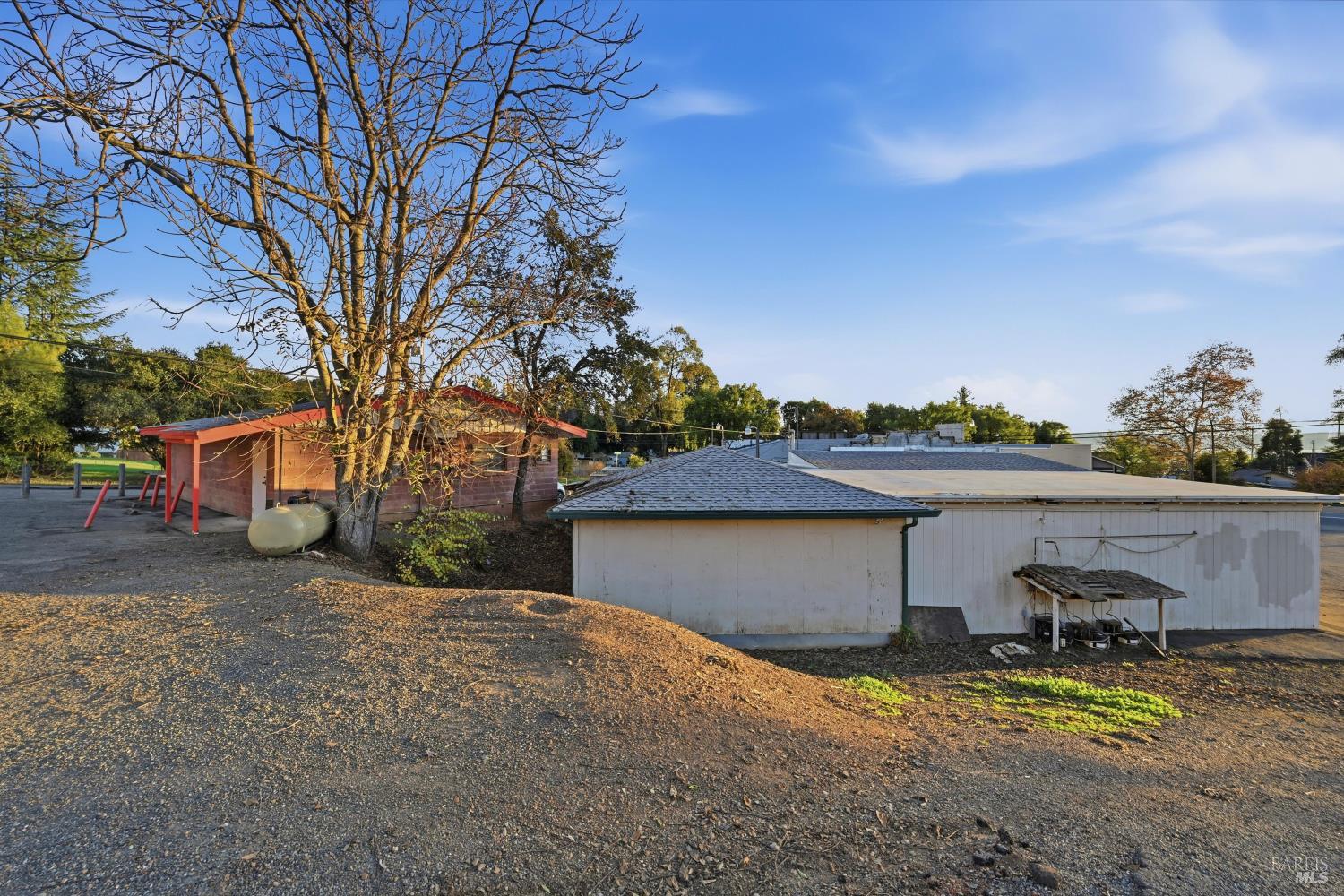 3794 E State Highway 20 Nice CA 95464