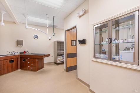 4867 Old Redwood Highway Santa Rosa CA 95403