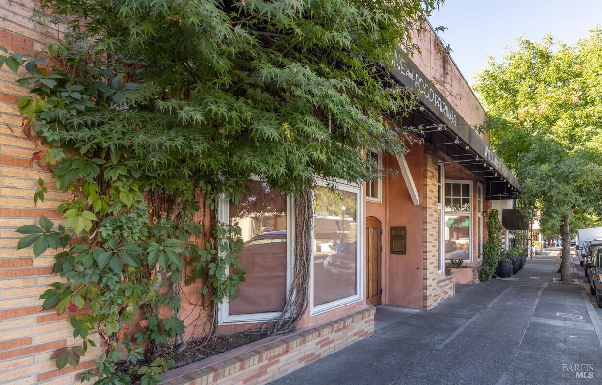 132-134 Matheson Street Healdsburg CA 95448