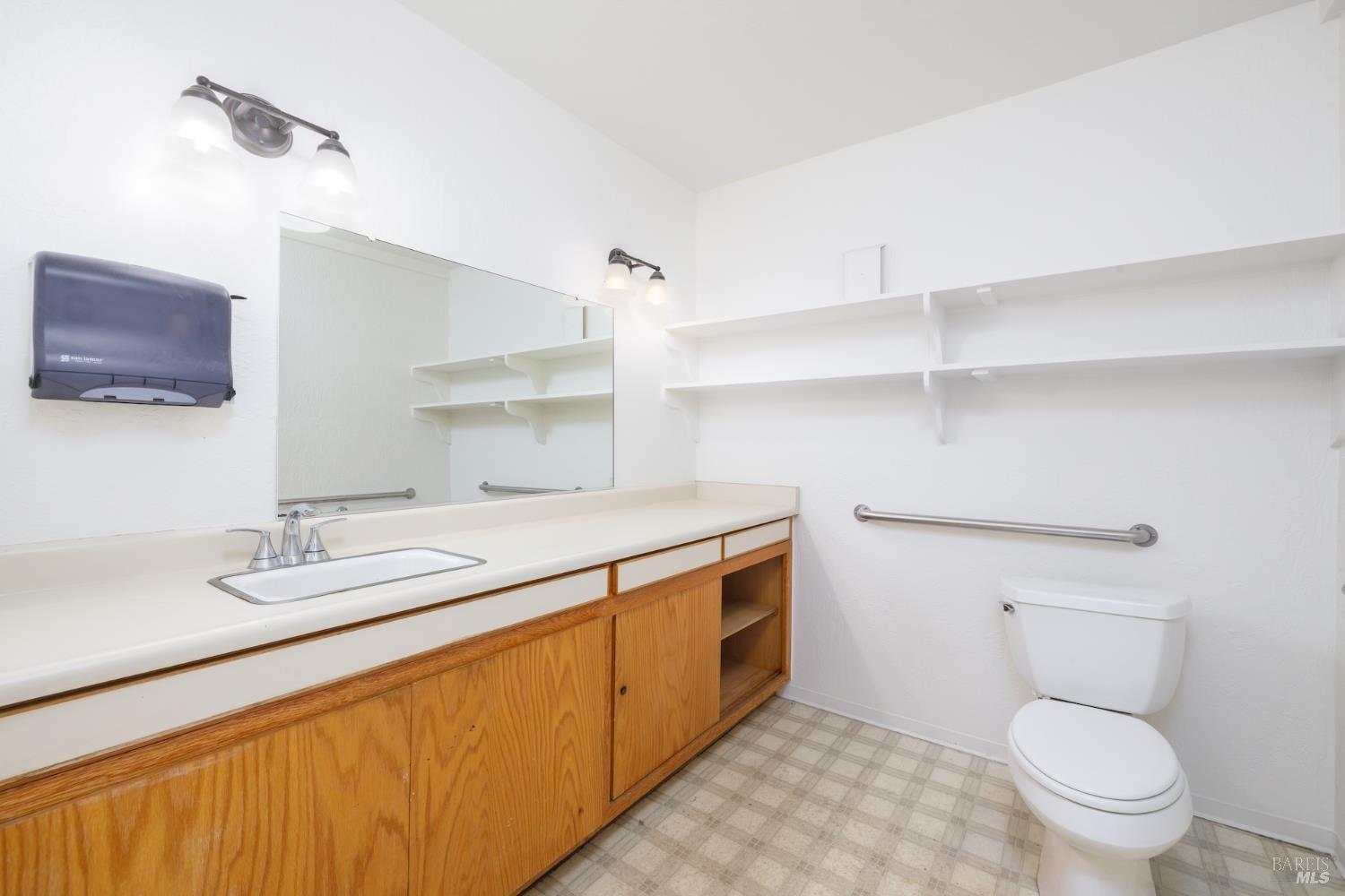 132-134 Matheson Street Healdsburg CA 95448
