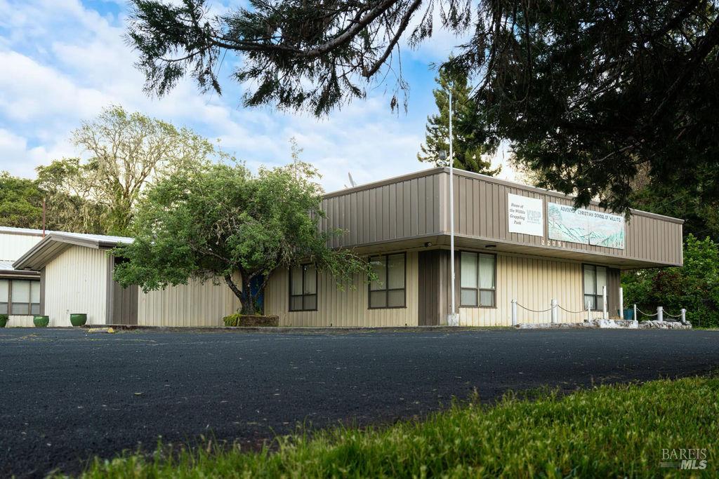 22751 Bray Road Willits CA 95490