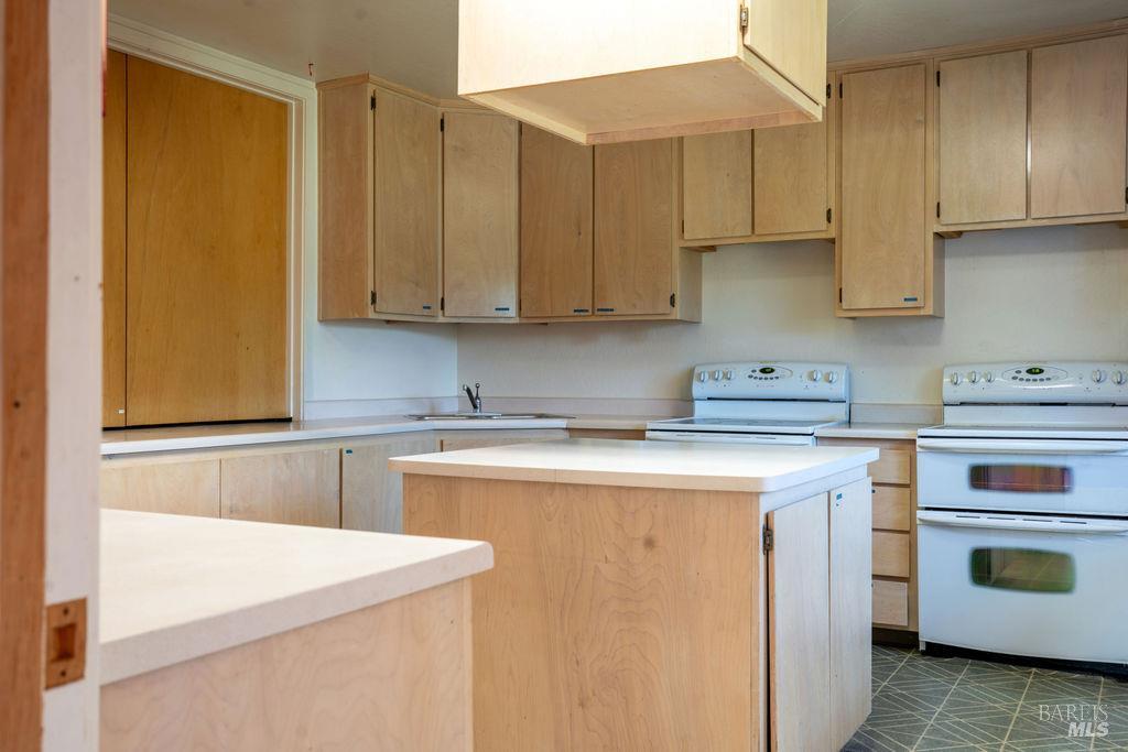 22751 Bray Road Willits CA 95490
