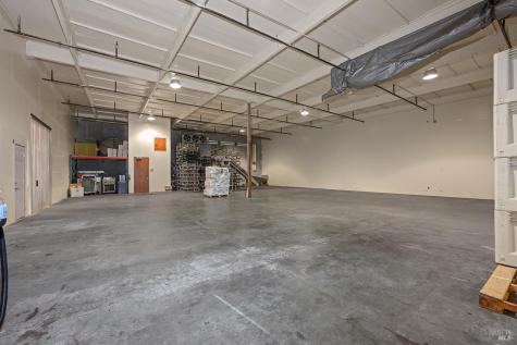 595 Santana Drive Cloverdale CA 95425