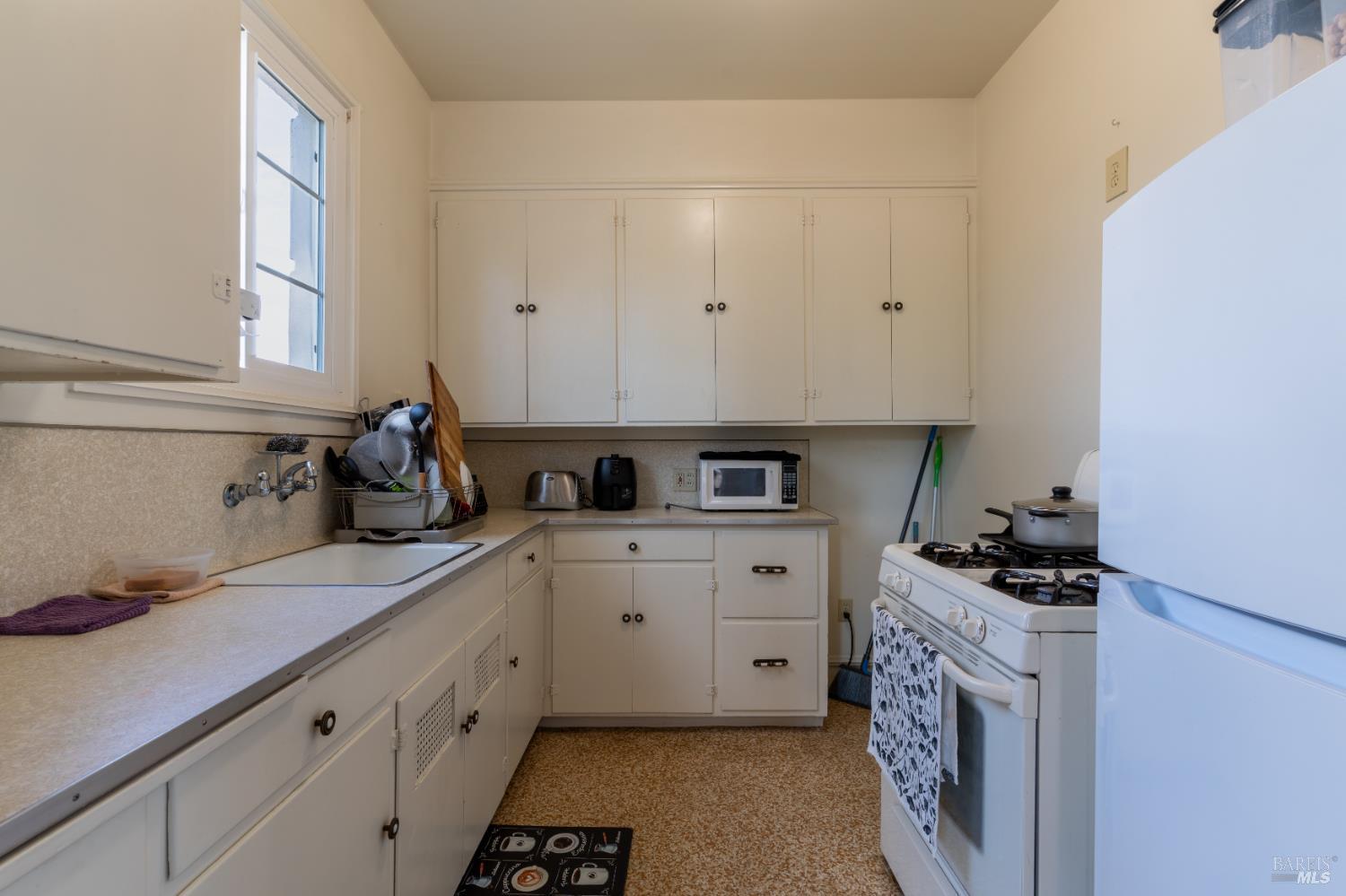 534 S State Street Ukiah CA 95482