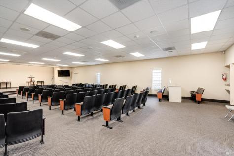 1105 University Street Healdsburg CA 95448