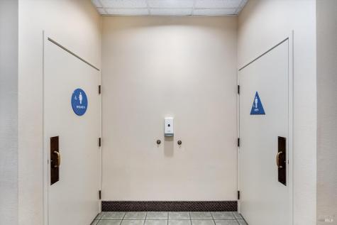 1105 University Street Healdsburg CA 95448