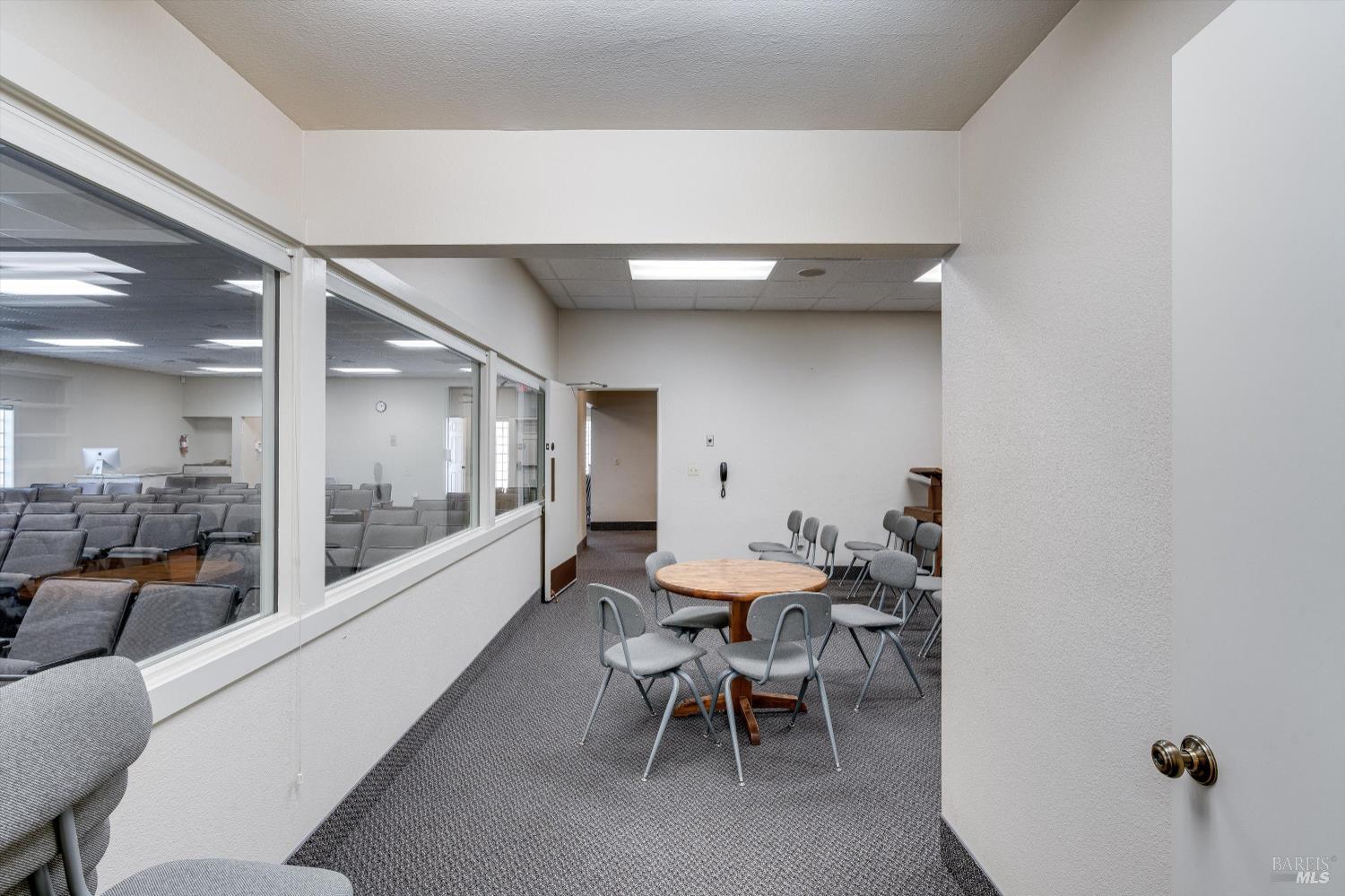 1105 University Street Healdsburg CA 95448