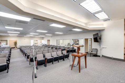 1105 University Street Healdsburg CA 95448