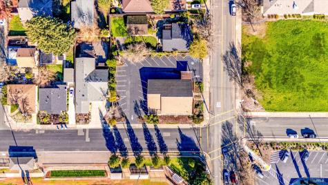 1105 University Street Healdsburg CA 95448