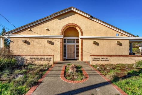 1105 University Street Healdsburg CA 95448