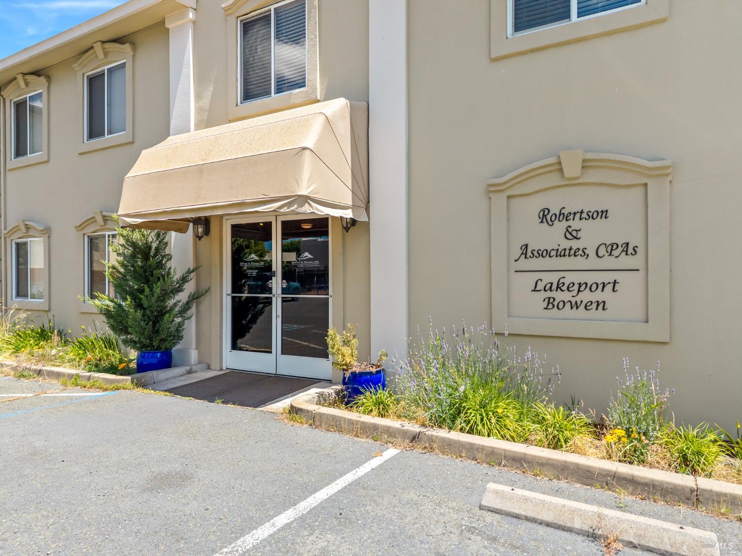 1101 N Main Street Lakeport CA 95453