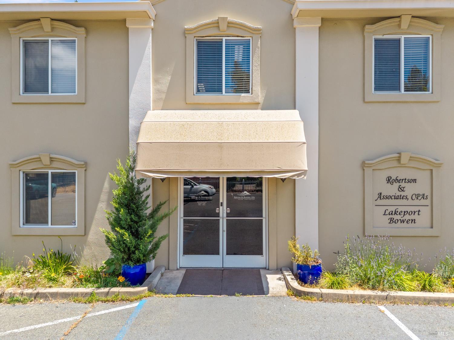 1101 N Main Street Lakeport CA 95453