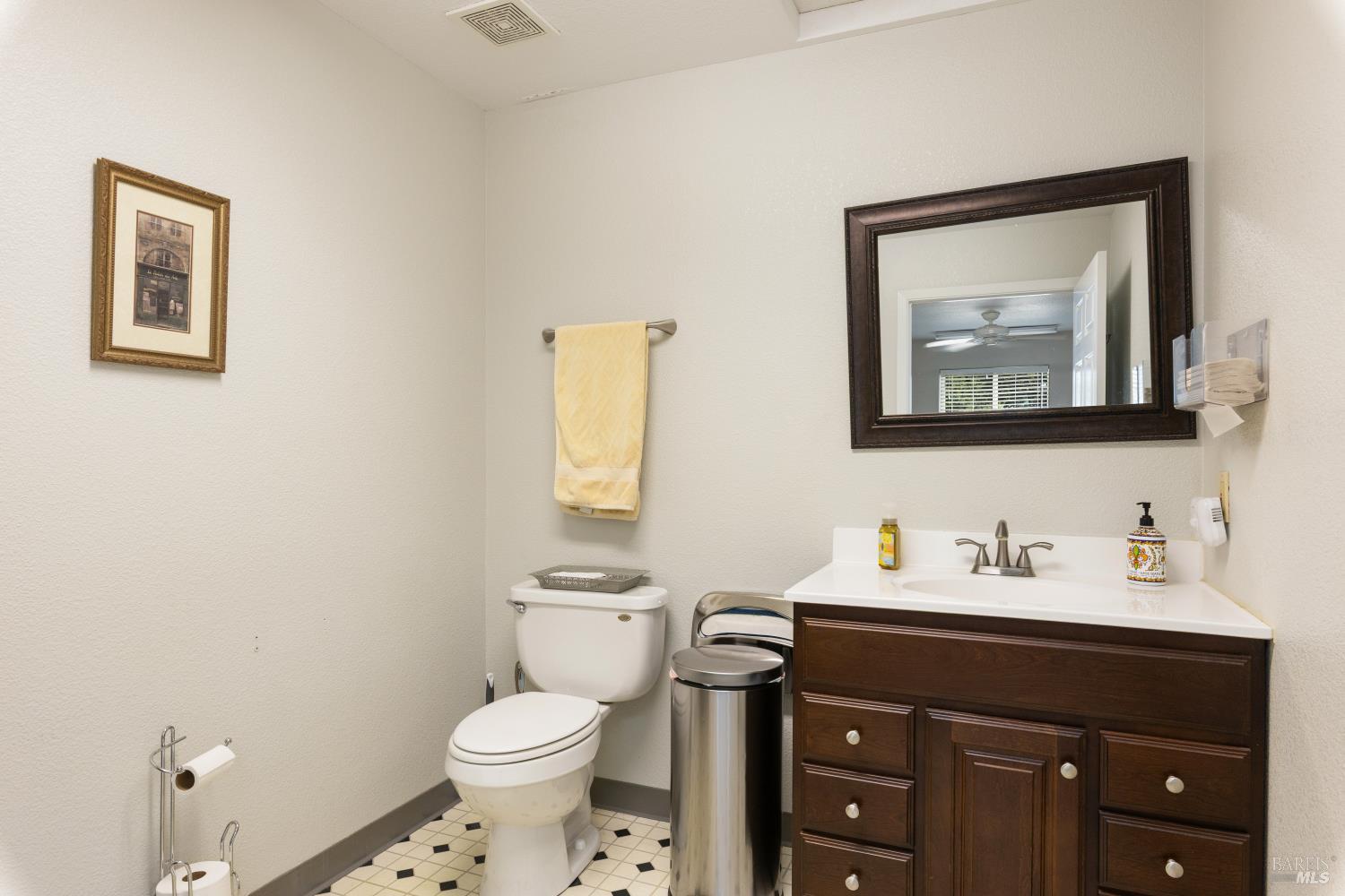 1101 N Main Street Lakeport CA 95453