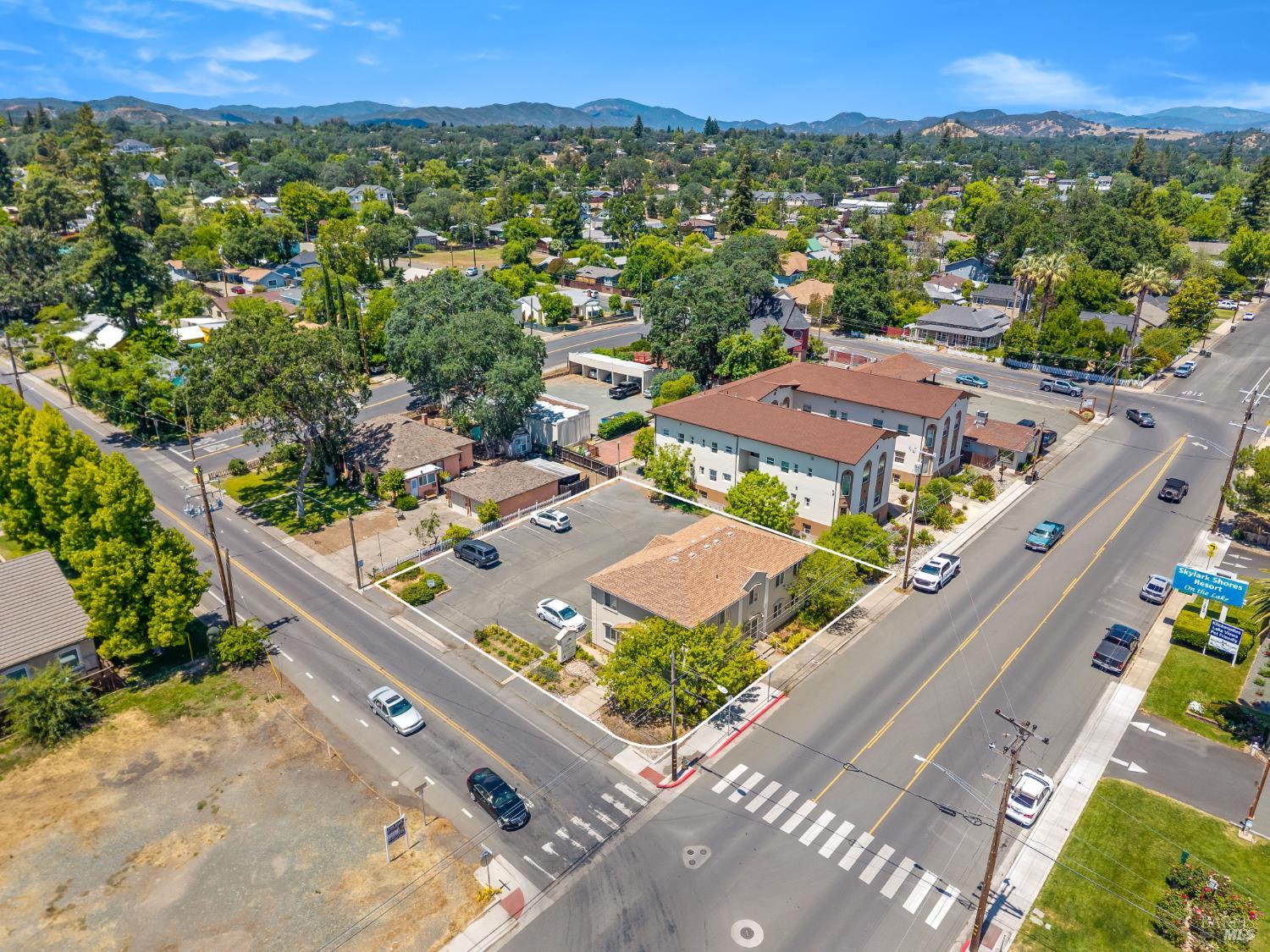 1101 N Main Street Lakeport CA 95453
