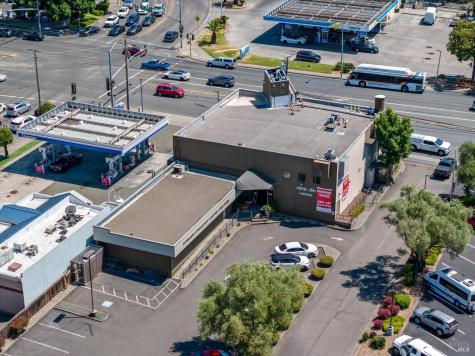 1125 W Steele Lane Santa Rosa CA 95403