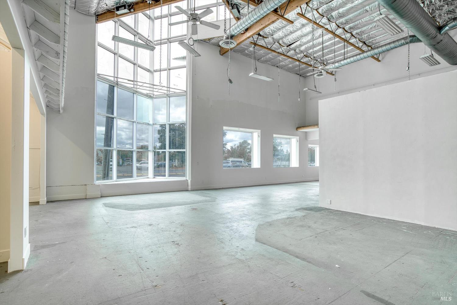 1125 W Steele Lane Santa Rosa CA 95403