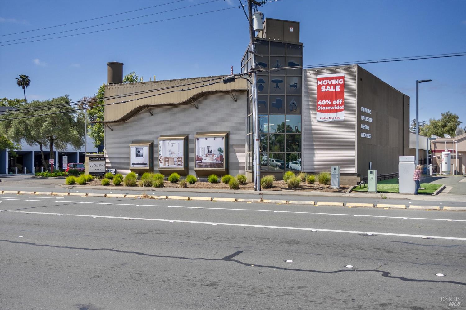 1125 W Steele Lane Santa Rosa CA 95403