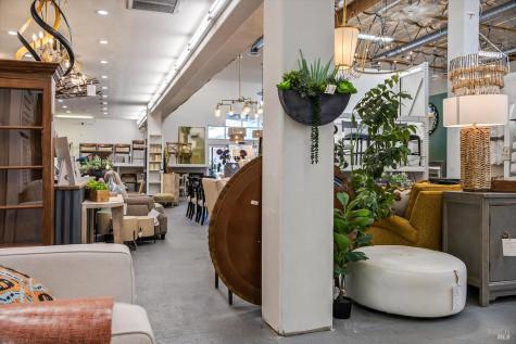 1125 W Steele Lane Santa Rosa CA 95403