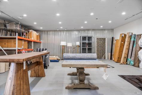 1125 W Steele Lane Santa Rosa CA 95403