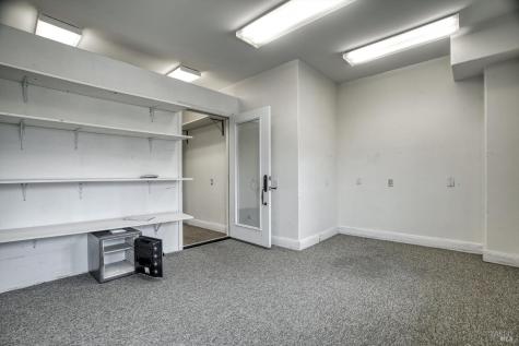 1125 W Steele Lane Santa Rosa CA 95403