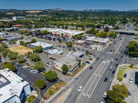 1125 W Steele Lane Santa Rosa CA 95403