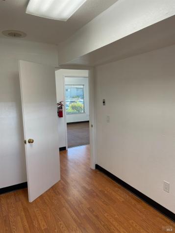 455-B March Avenue Healdsburg CA 95448