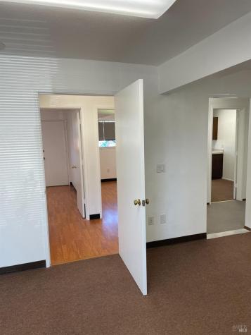 455-B March Avenue Healdsburg CA 95448