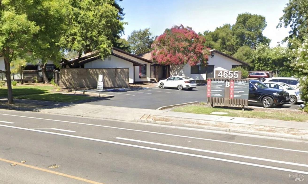 4655 Hoen Avenue Santa Rosa CA 95405