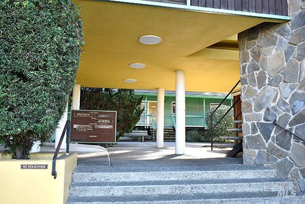 2121 Redwood Street Vallejo CA 94590