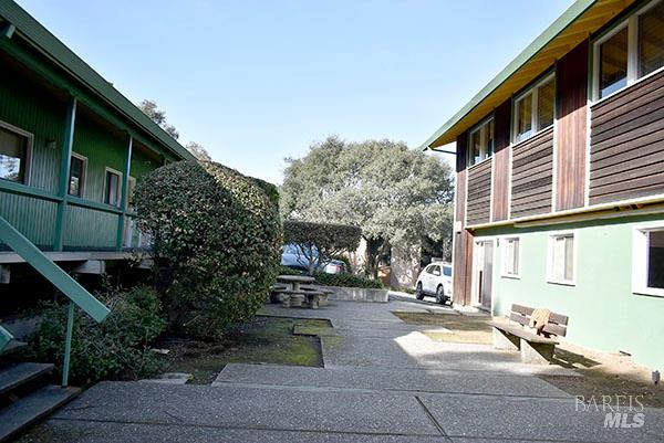2121 Redwood Street Vallejo CA 94590