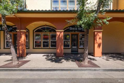 9074-9078 Windsor Road Windsor CA 95492