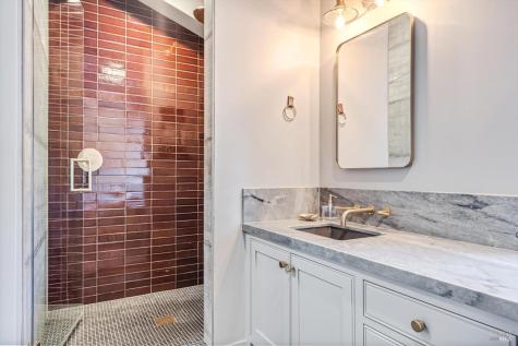 1229 Grove Street Healdsburg CA 95448