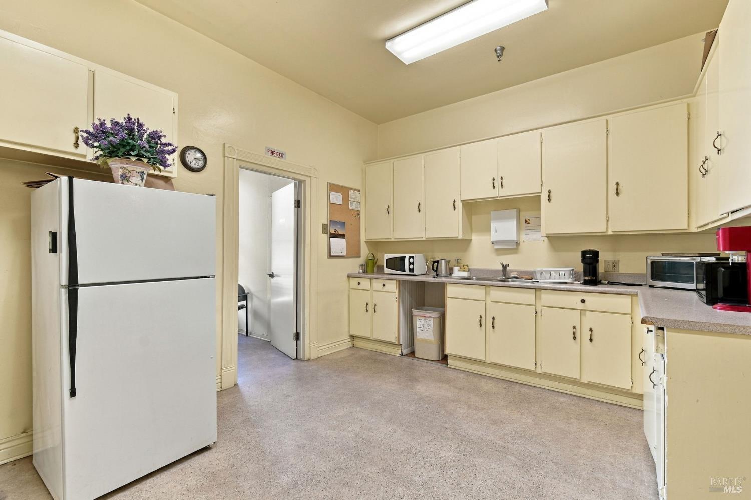 659 Cherry Street Santa Rosa CA 95404