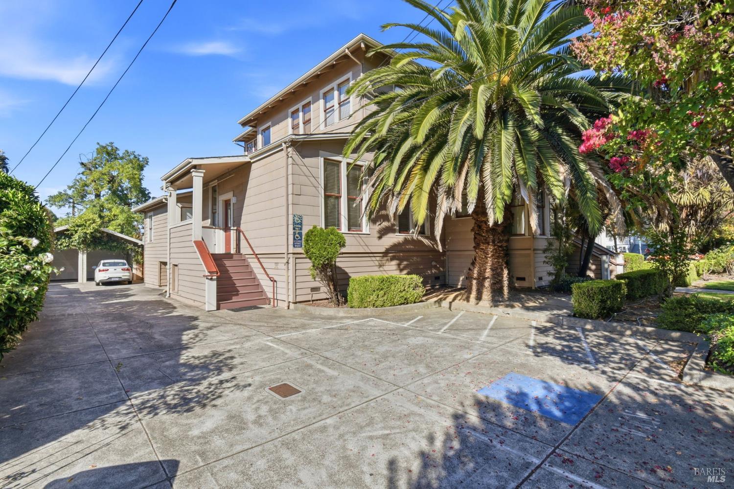 659 Cherry Street Santa Rosa CA 95404