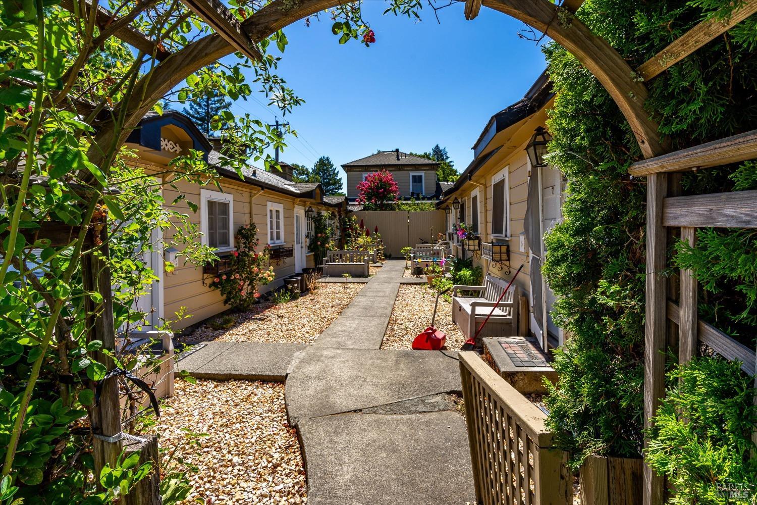 1139 Lincoln Avenue Calistoga CA 94515