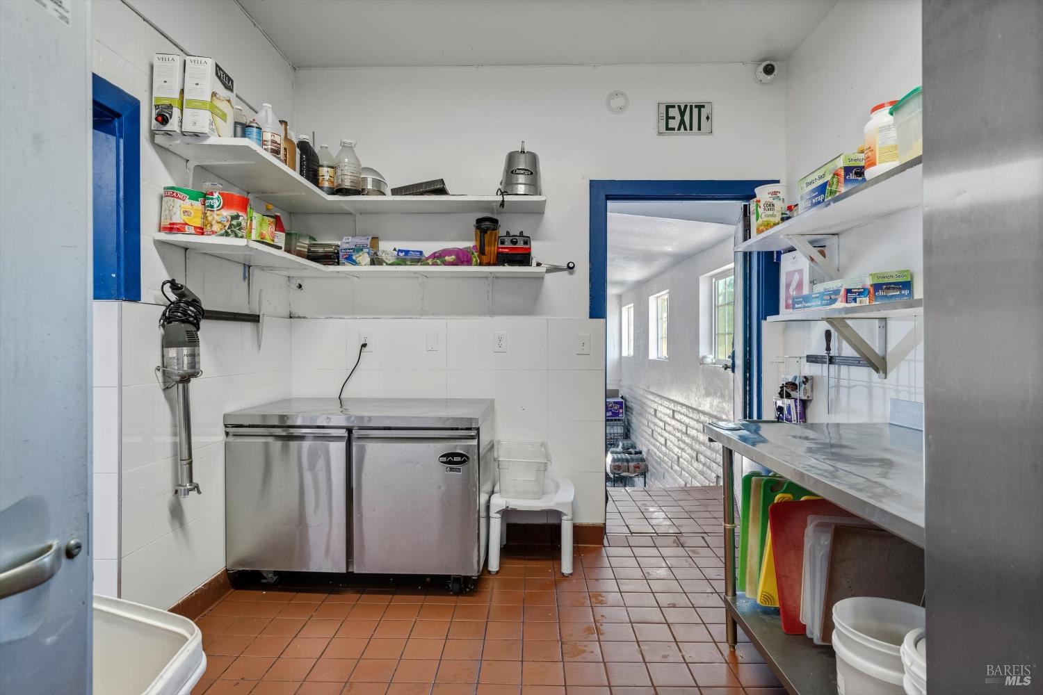 1015 Gravenstein Avenue Sebastopol CA 95472