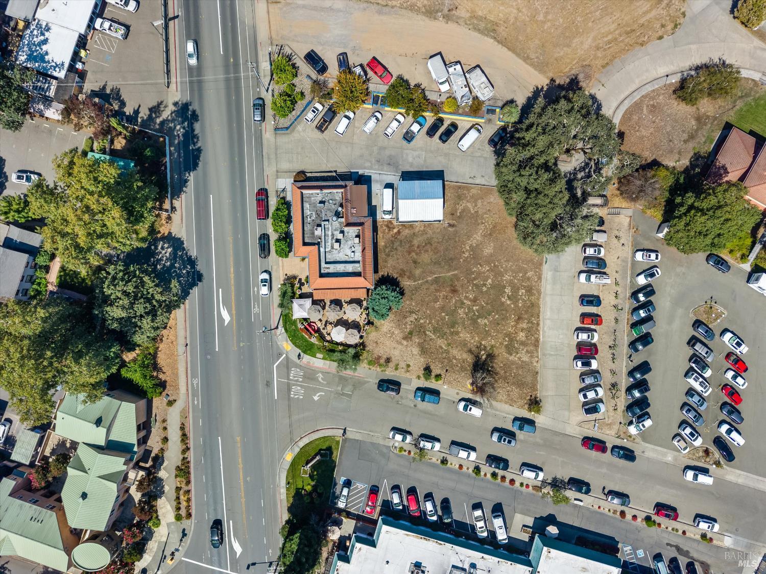 1015 Gravenstein Avenue Sebastopol CA 95472