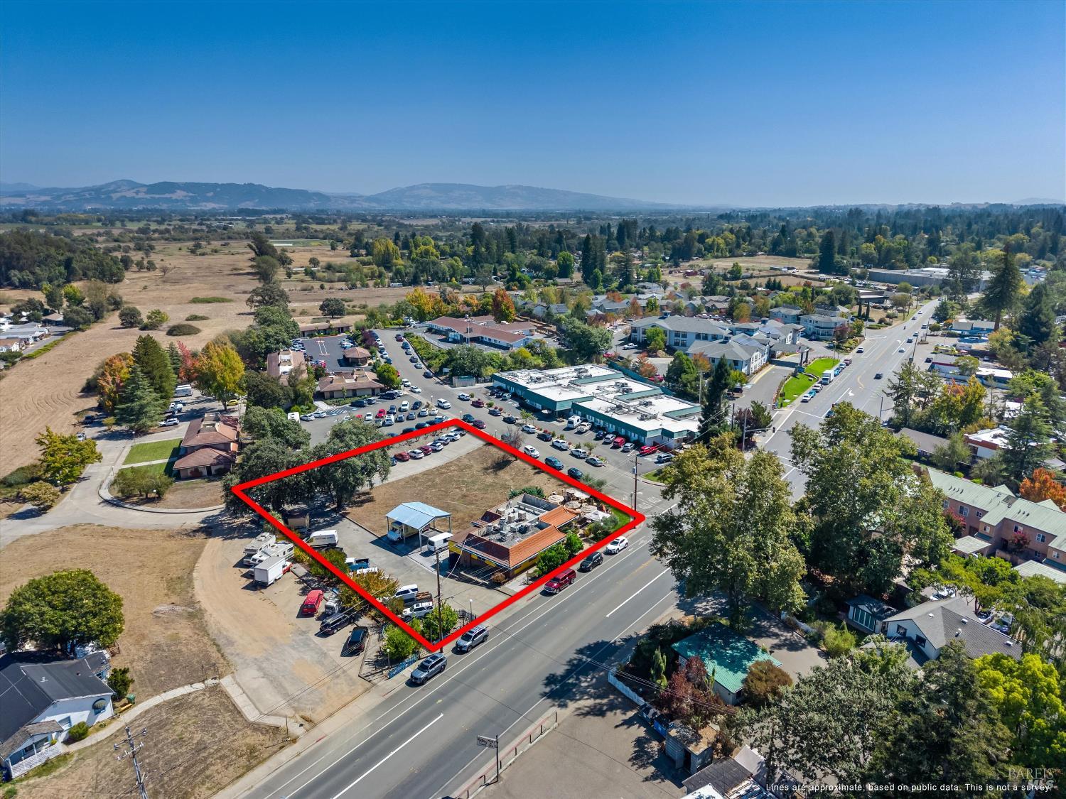 1015 Gravenstein Avenue Sebastopol CA 95472